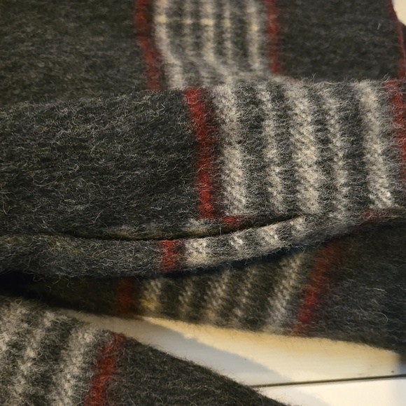 Gorgeous wool blend coat - Picture 9 of 10